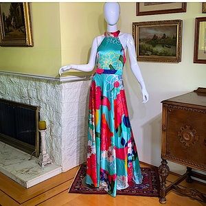 Laundry by Shelli Segal Vintage 70’s Inspired Gown